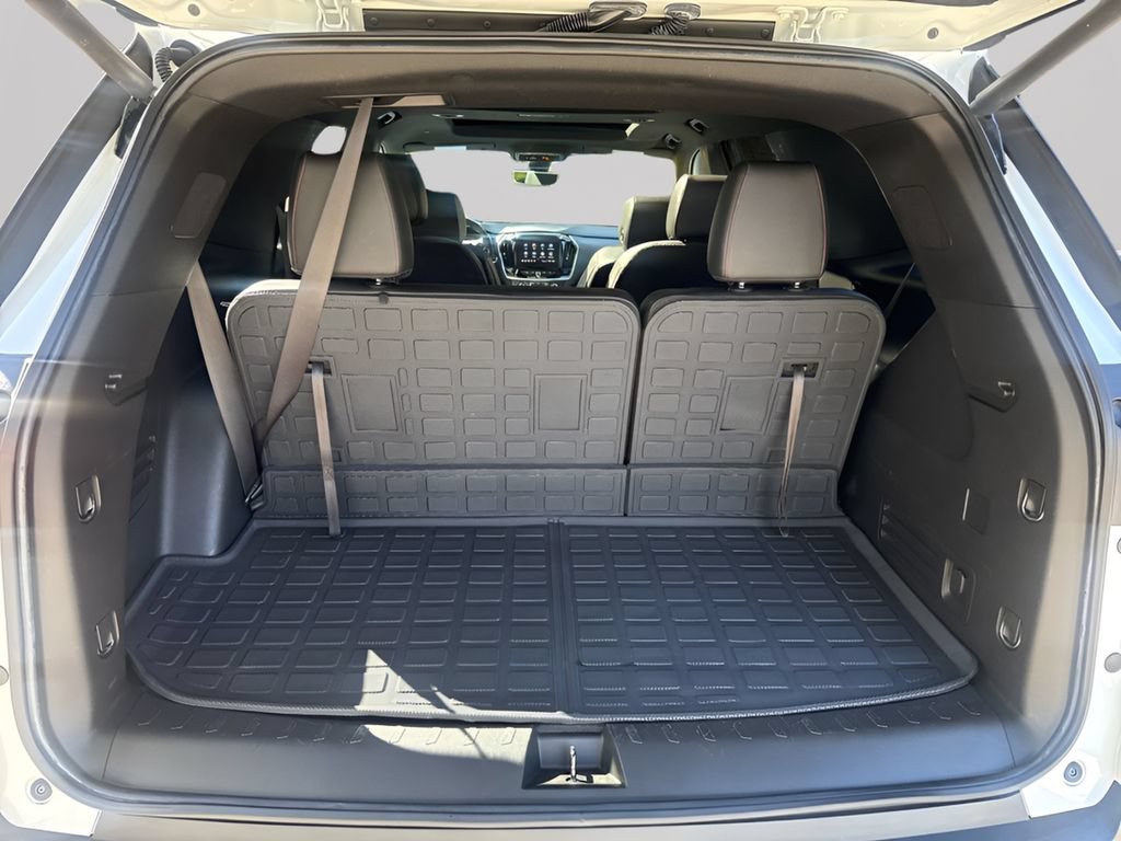 Used 2022 Chevrolet Traverse RS AWD/4WD image 12