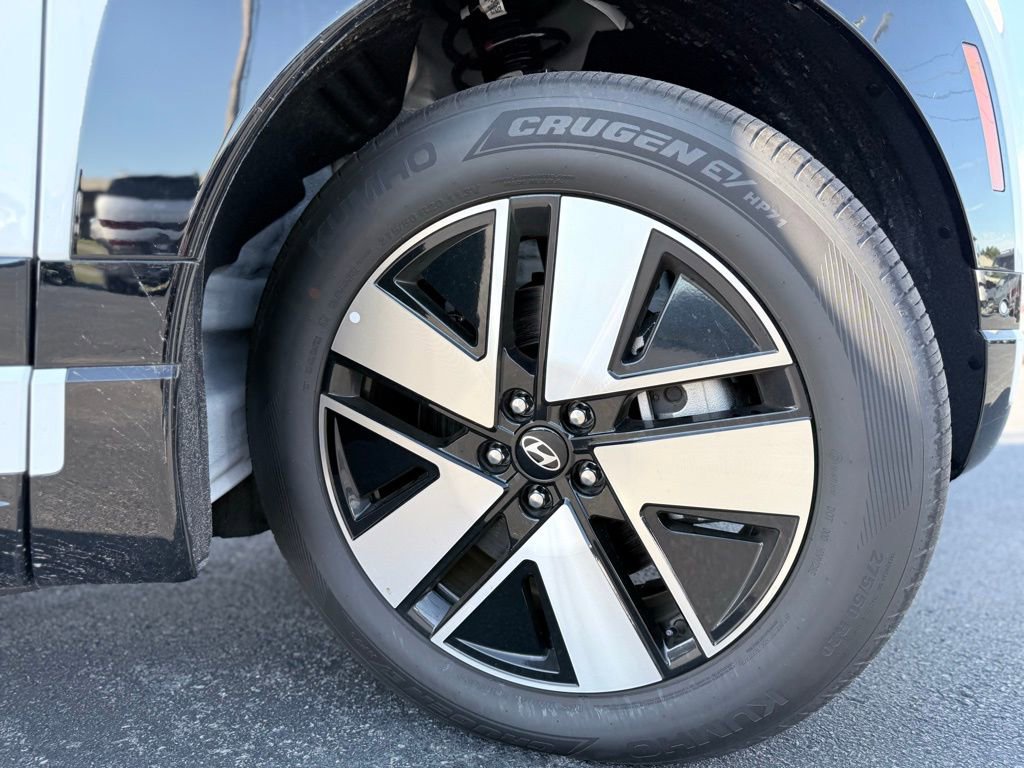 New 2026 Hyundai Ioniq 9 SEL image 34