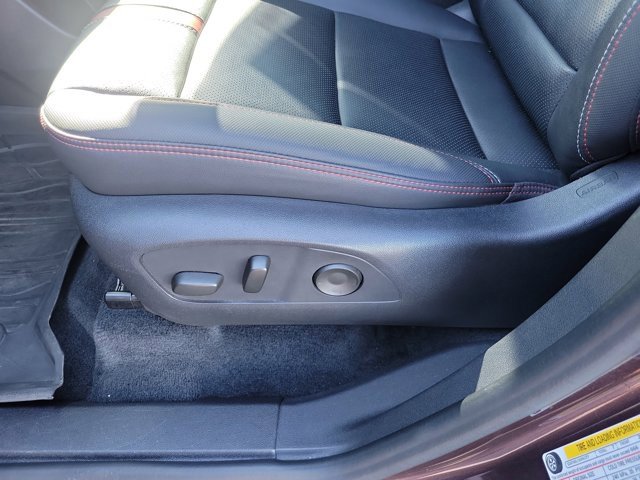 Used 2024 Chevrolet Traverse RS image 21