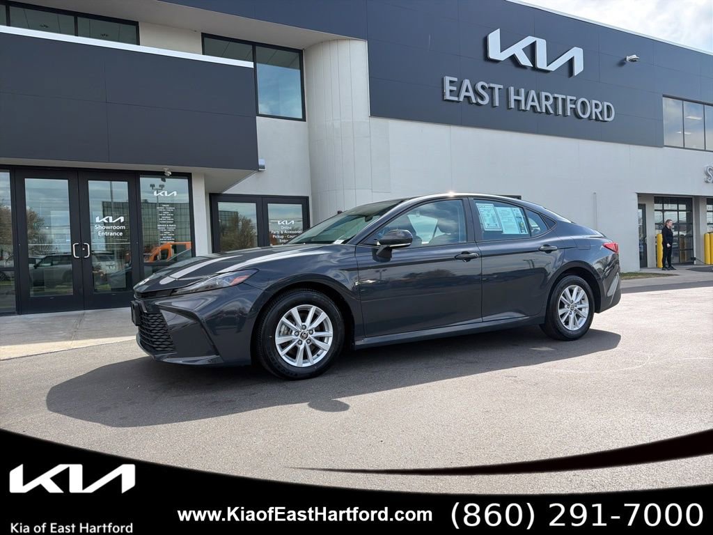 Used 2025 Toyota Camry LE FWD image 1