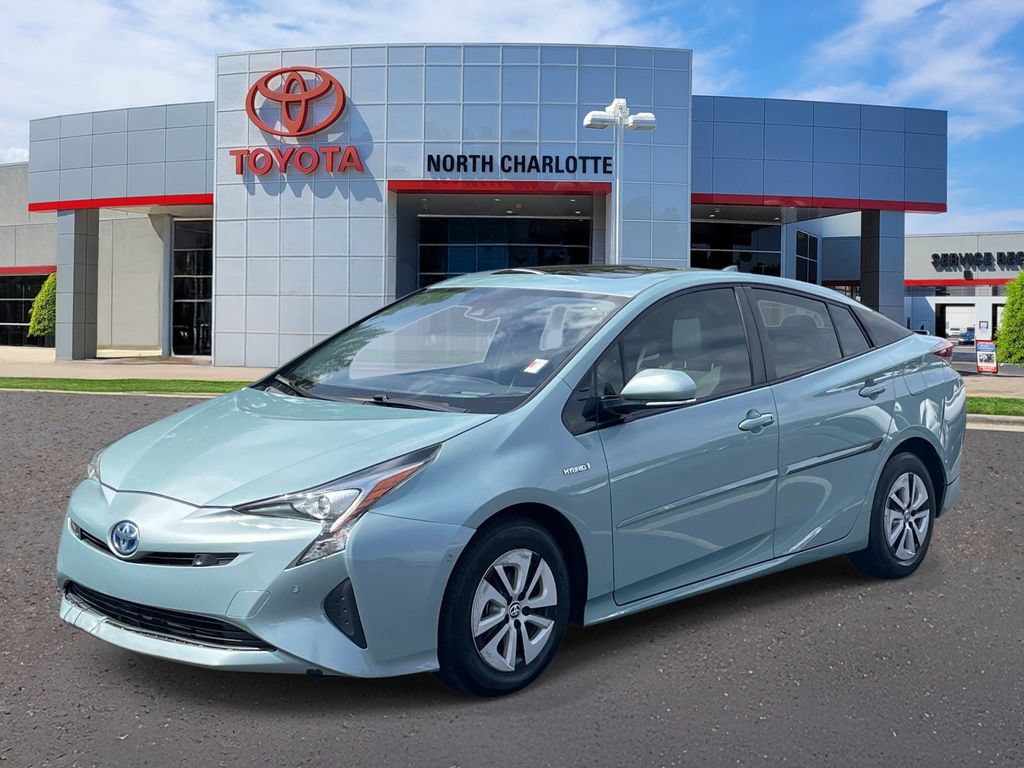 Used 2018 Toyota Prius Three w/ Advanced Technology Package FWD image 3