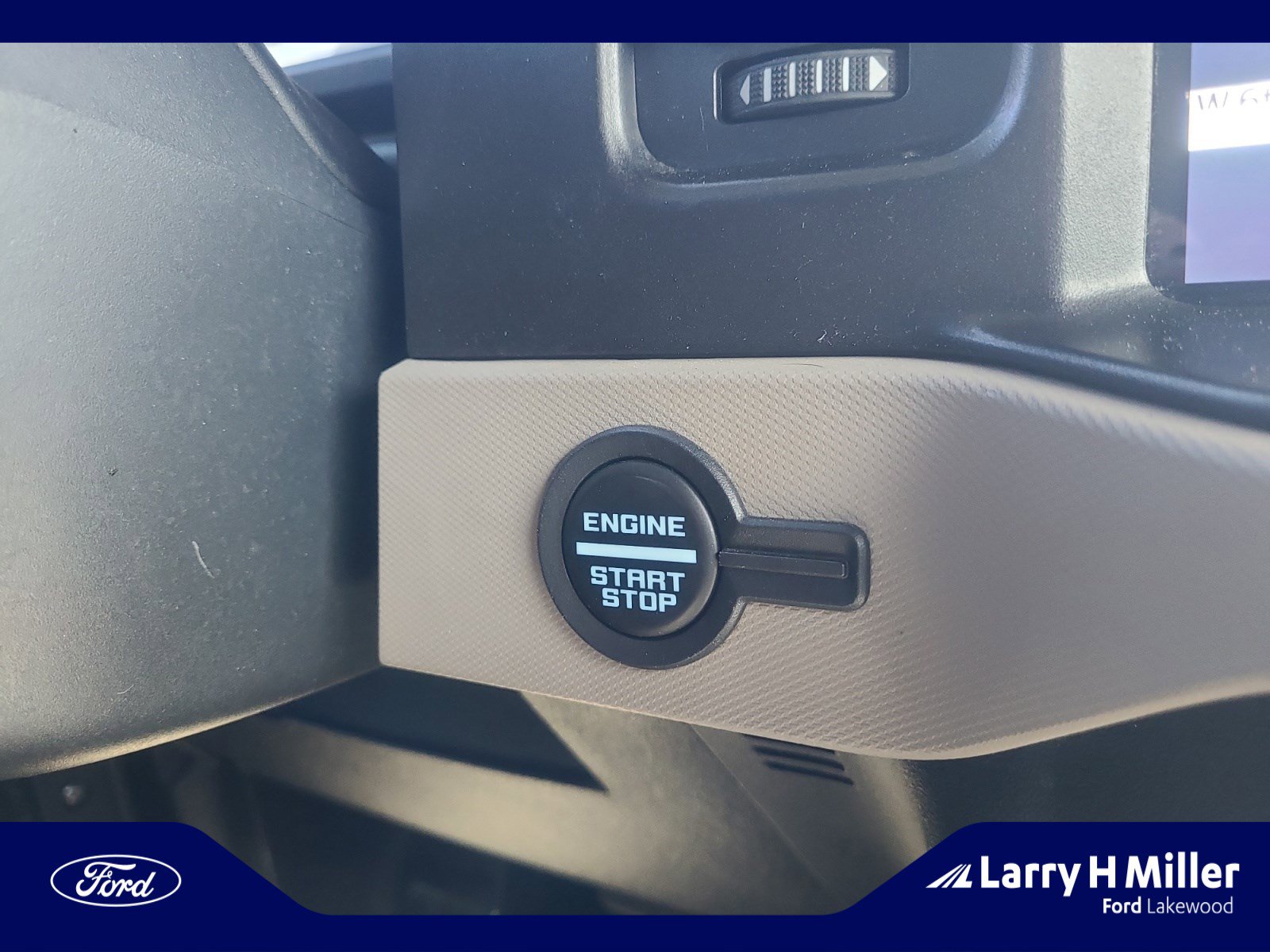 Used 2022 Ford Bronco Wildtrak AWD/4WD image 30