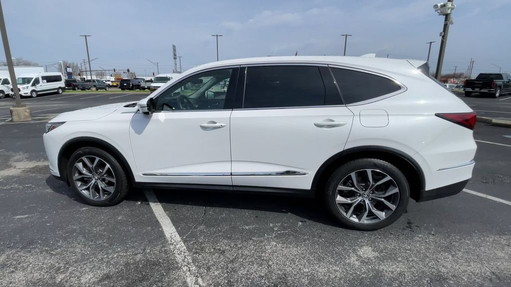 Used 2023 Acura MDX SH-AWD w/ Technology Package image 7