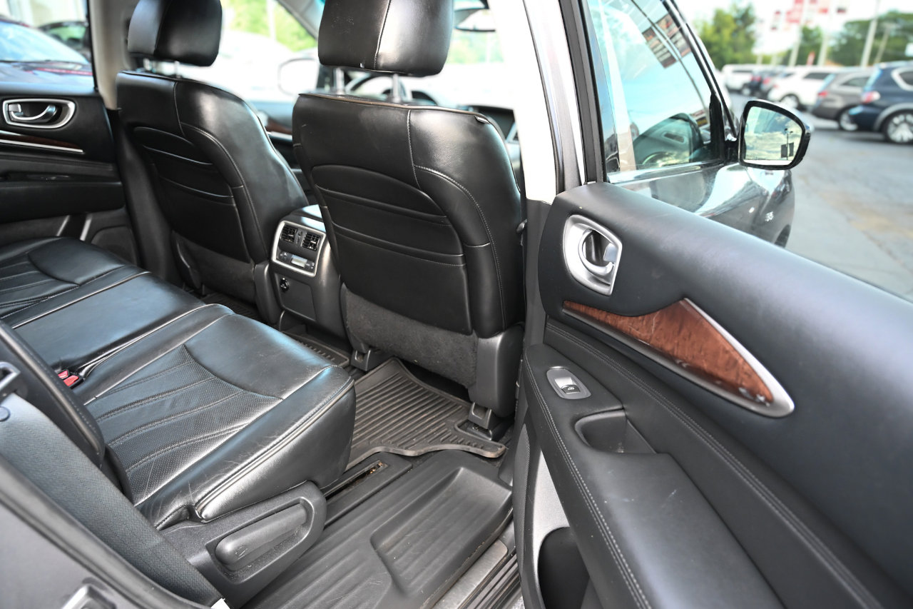 Used 2015 INFINITI QX60 AWD w/ Premium Package image 22