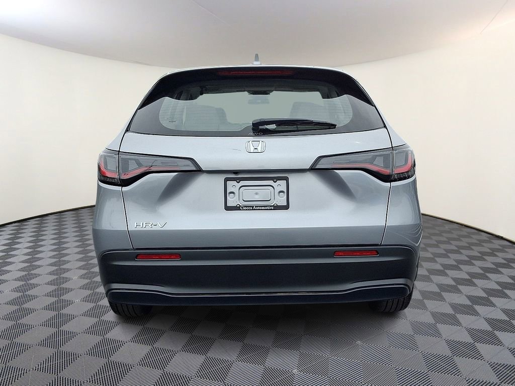 Used 2024 Honda HR-V LX image 8