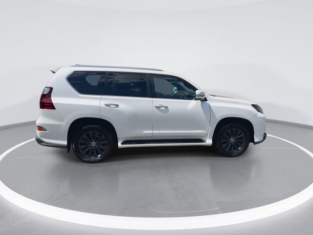 Used 2021 Lexus GX 460 Luxury w/ Sport Design Package AWD/4WD image 9