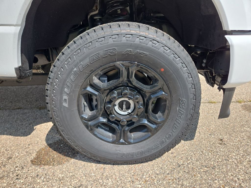 New 2026 Ford F250 XL w/ STX Appearance Package AWD/4WD image 21