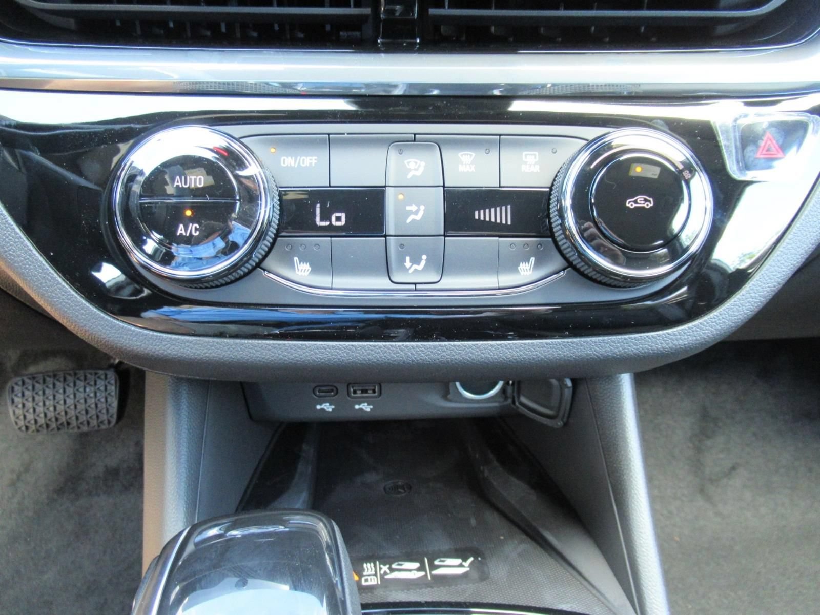 New 2026 Buick Envista Sport Touring w/ Convenience I Package FWD image 29