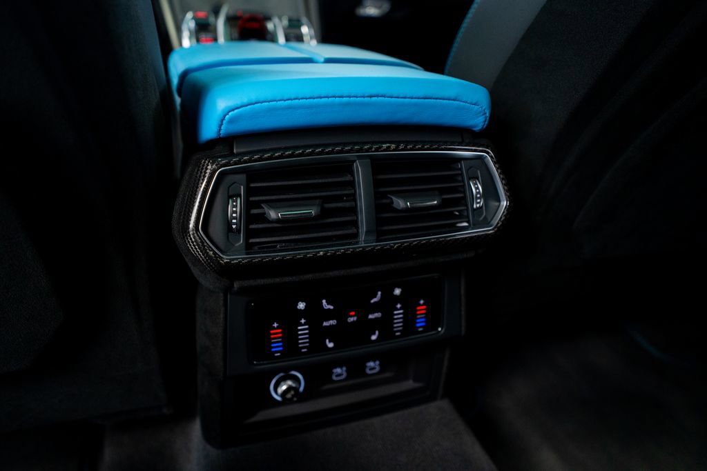 Used 2023 Lamborghini Urus Performante image 65