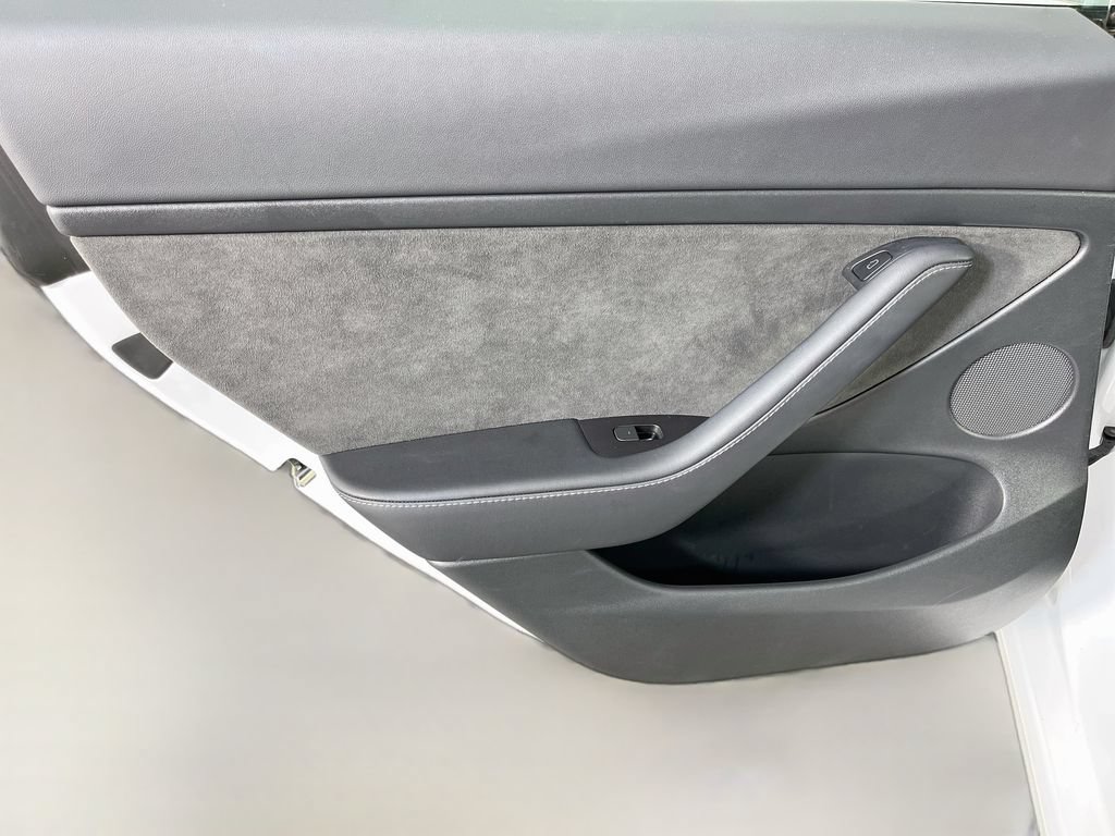 Used 2023 Tesla Model 3 Standard Range RWD image 26