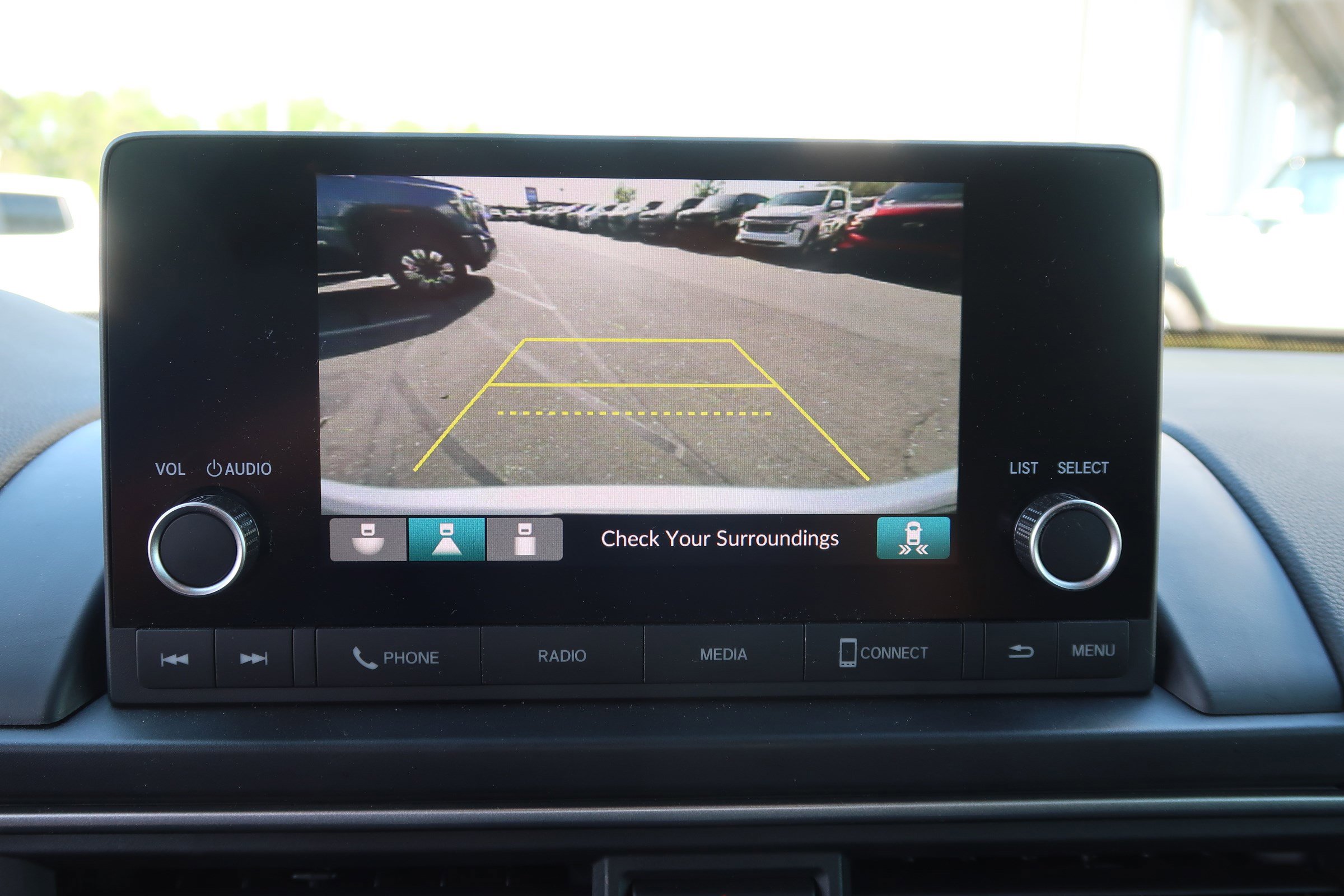 Used 2025 Honda Pilot Sport image 27