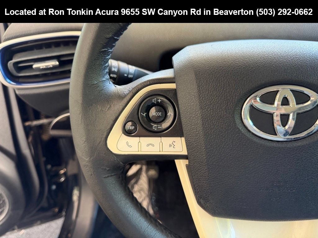 Used 2017 Toyota Prius Three Touring w/ Carpet Mat Package FWD image 16