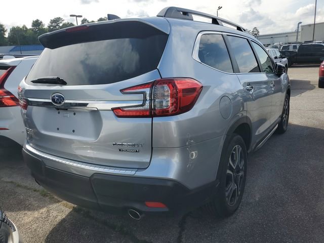 Used 2025 Subaru Ascent Touring w/ Popular Package #2 AWD/4WD image 9