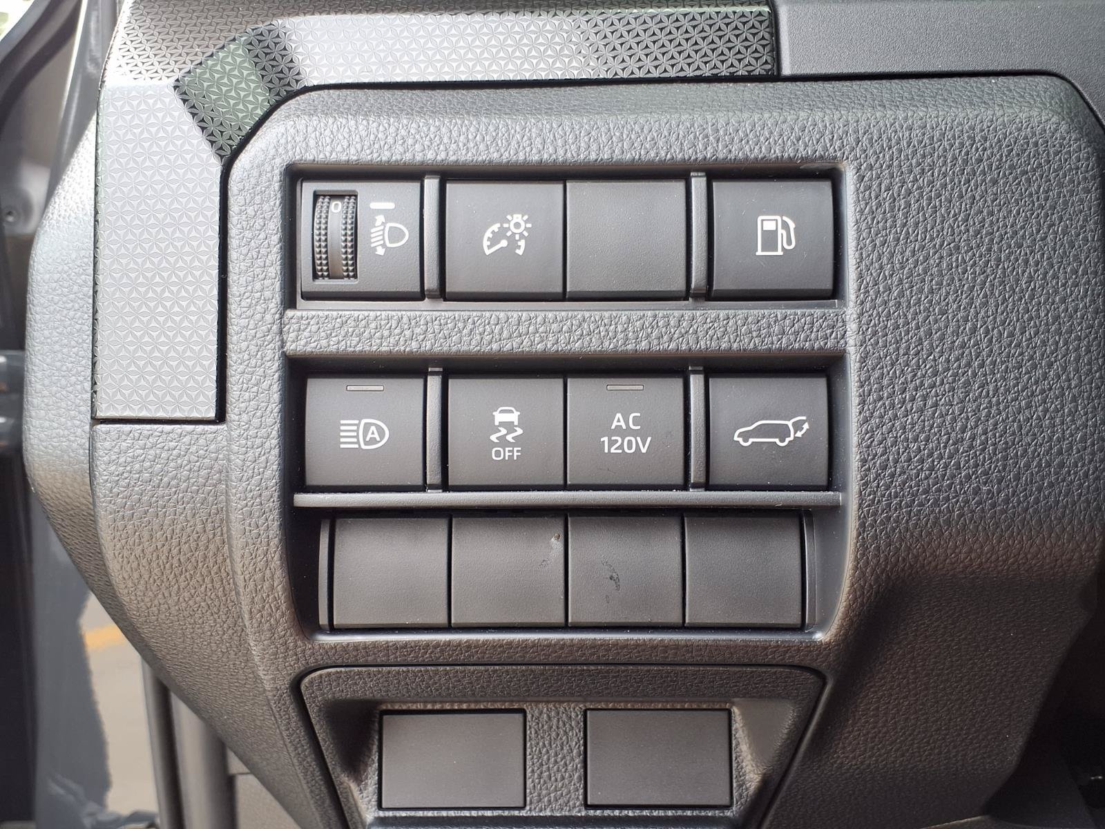 Certified 2025 Toyota 4Runner Limited RWD image 17