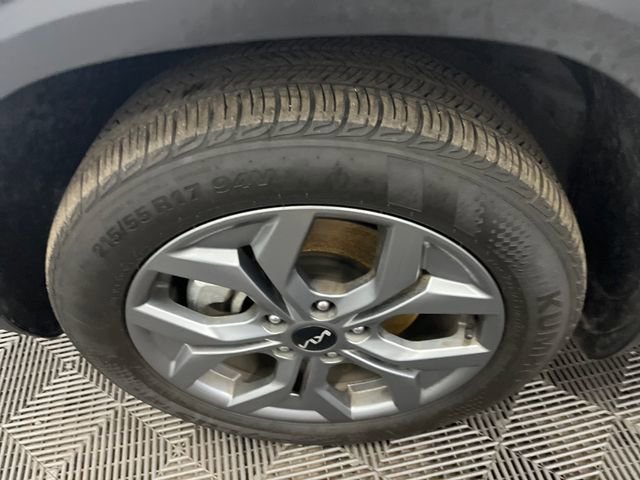 Certified 2024 Kia Seltos S image 33