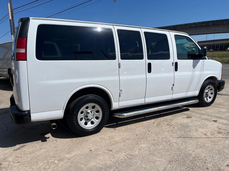 Used 2012 Chevrolet Express 1500 LS RWD image 4