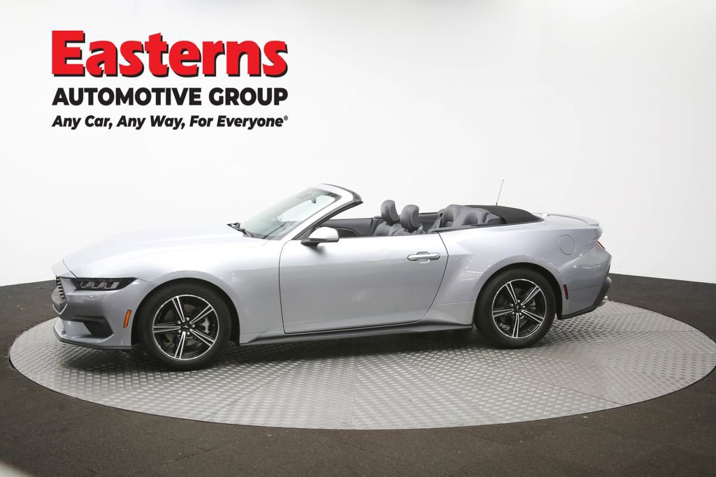 Used 2025 Ford Mustang Premium RWD image 55