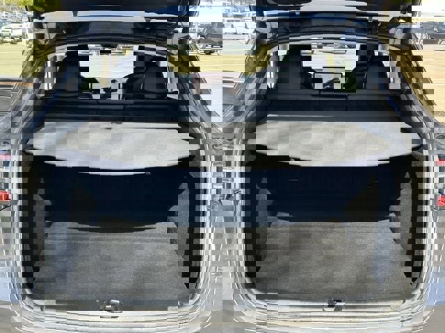 Used 2023 Tesla Model Y Performance image 29