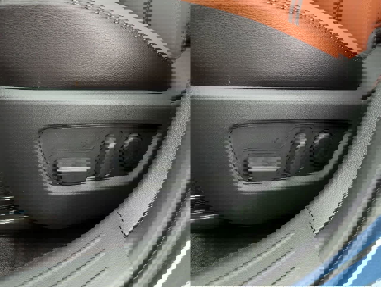 New 2025 MAZDA CX-50 AWD 2.5 Turbo w/ Cargo Package image 15