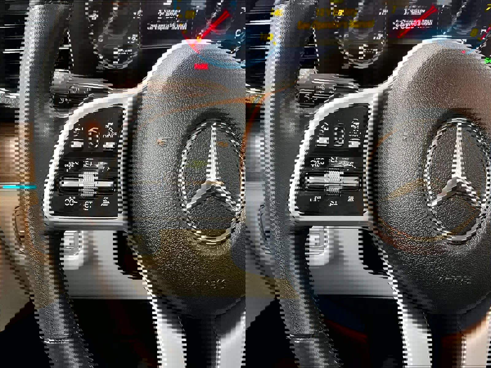 Used 2022 Mercedes-Benz GLE 350 4MATIC image 23