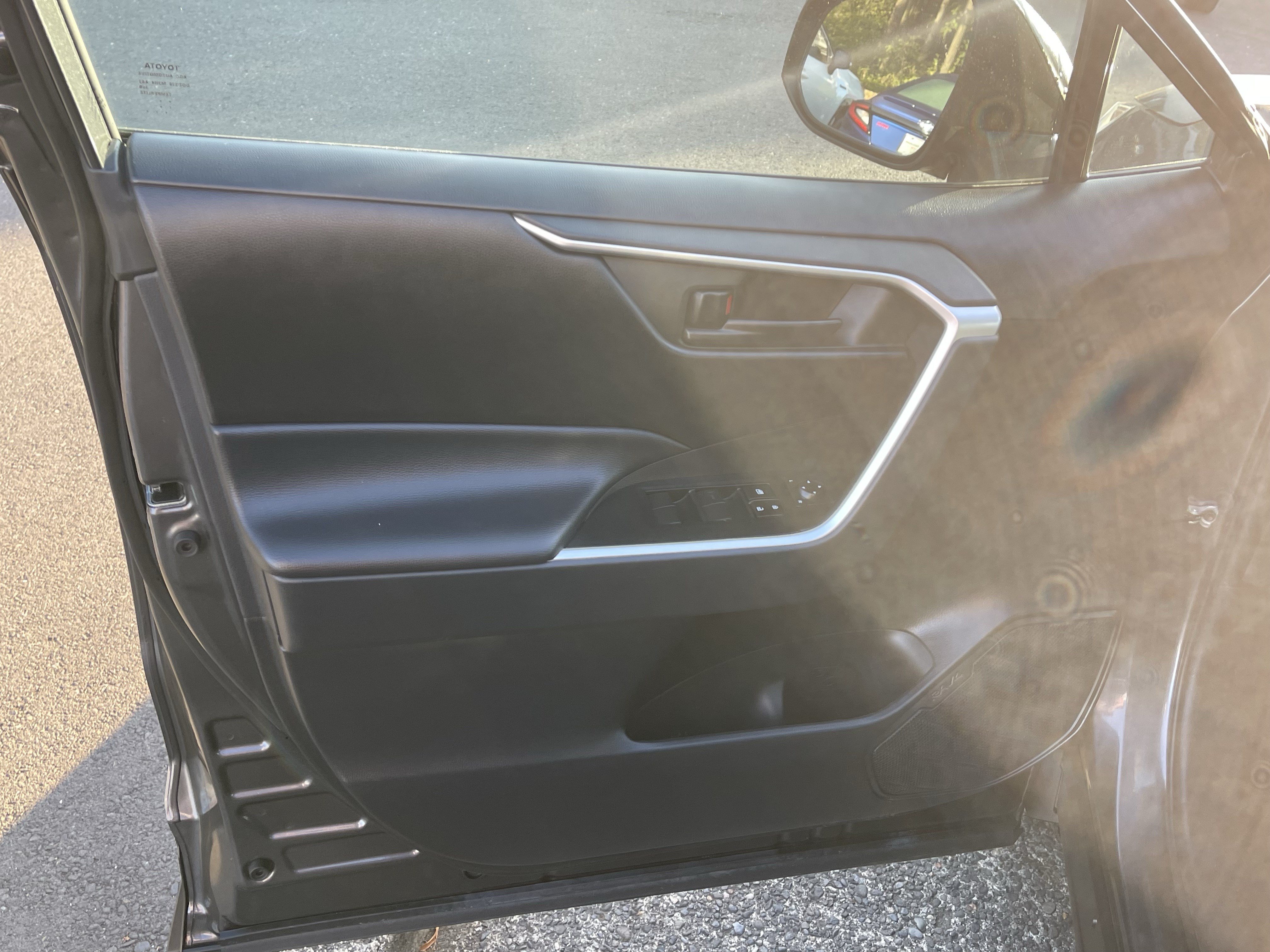 Certified 2023 Toyota RAV4 LE AWD/4WD image 14