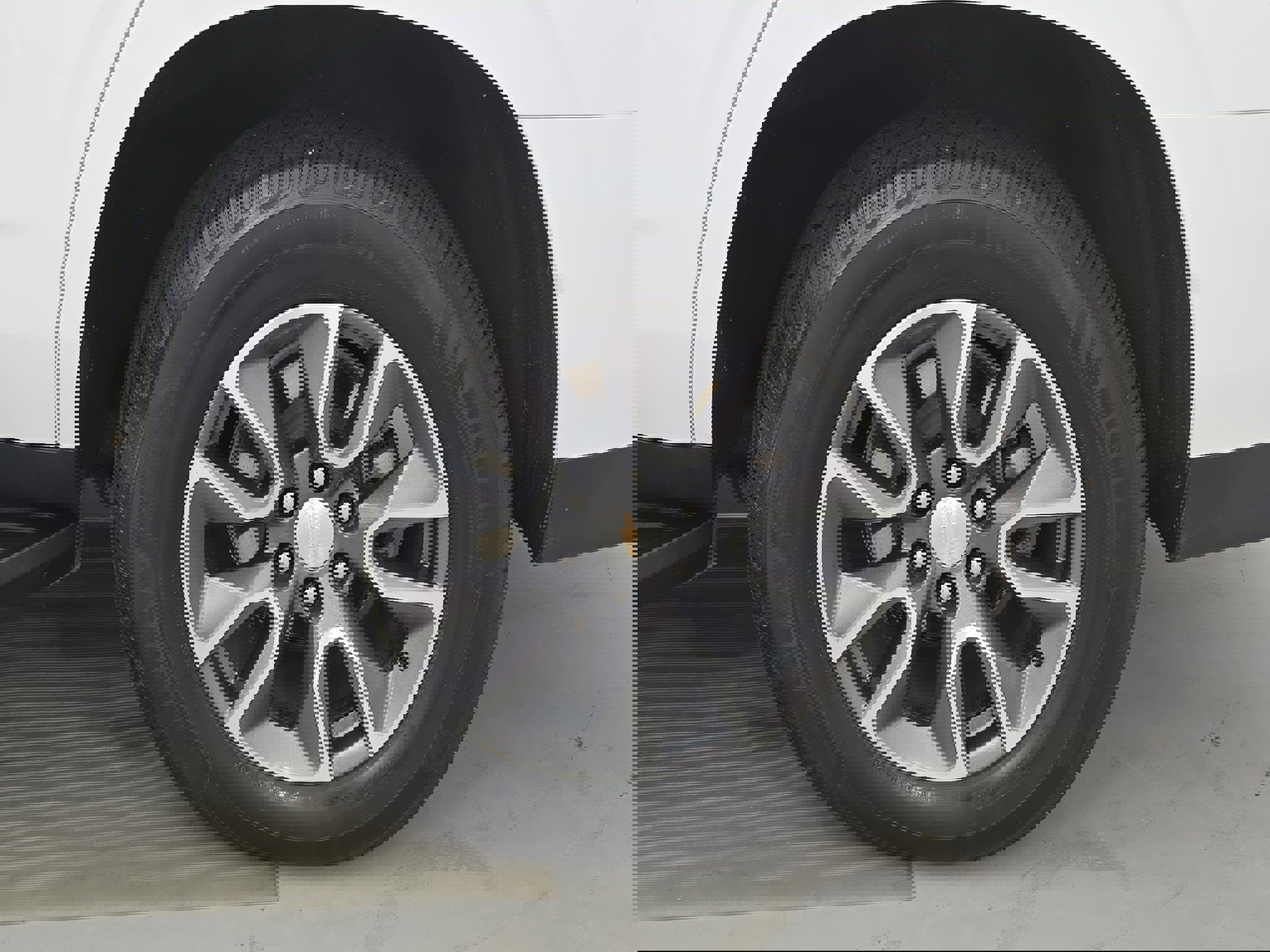 Used 2023 Chevrolet Tahoe LT w/ Luxury Package image 35