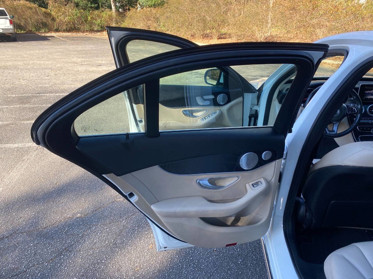 Used 2017 Mercedes-Benz C 300 4MATIC Sedan image 47