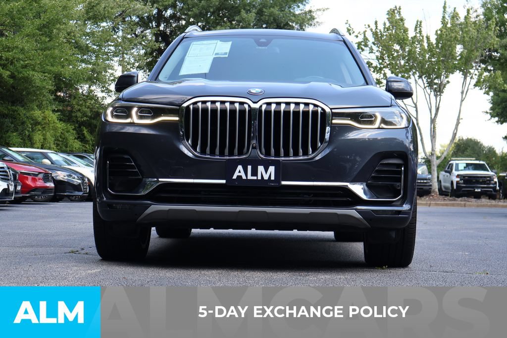 Used 2022 BMW X7 xDrive40i w/ Parking Assistance Package AWD/4WD image 3