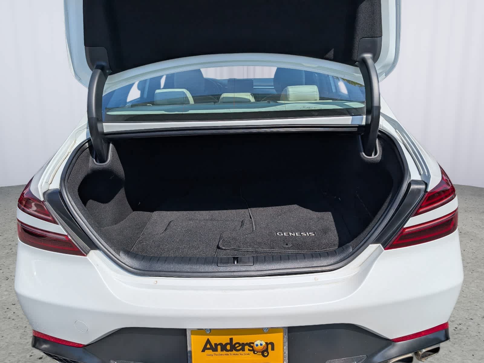 Used 2023 Genesis G70 2.0T AWD/4WD image 12