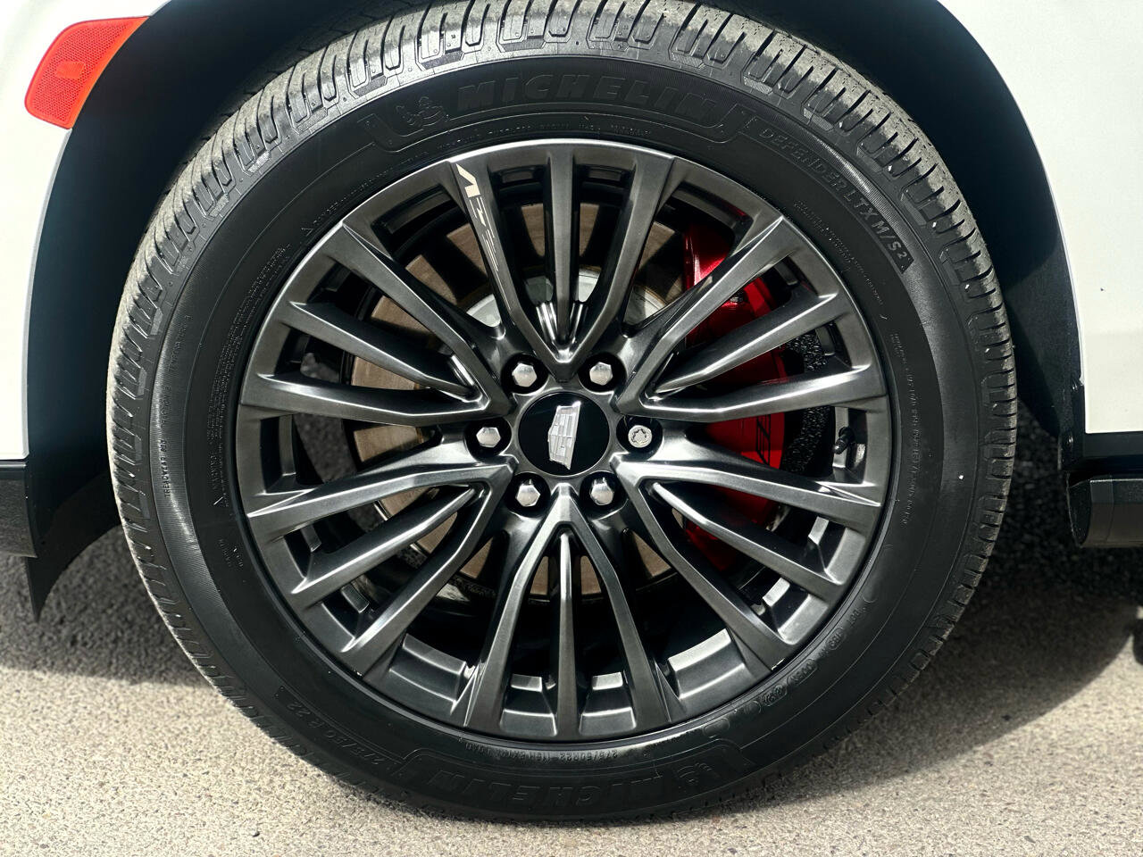 Used 2023 Cadillac Escalade V image 9