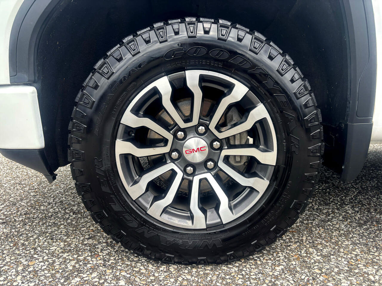 Used 2020 GMC Sierra 1500 AT4 w/ AT4 Premium Package image 26