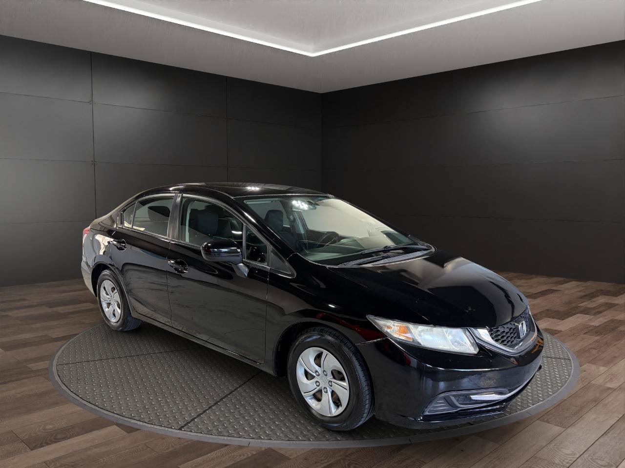 Used 2014 Honda Civic LX image 2