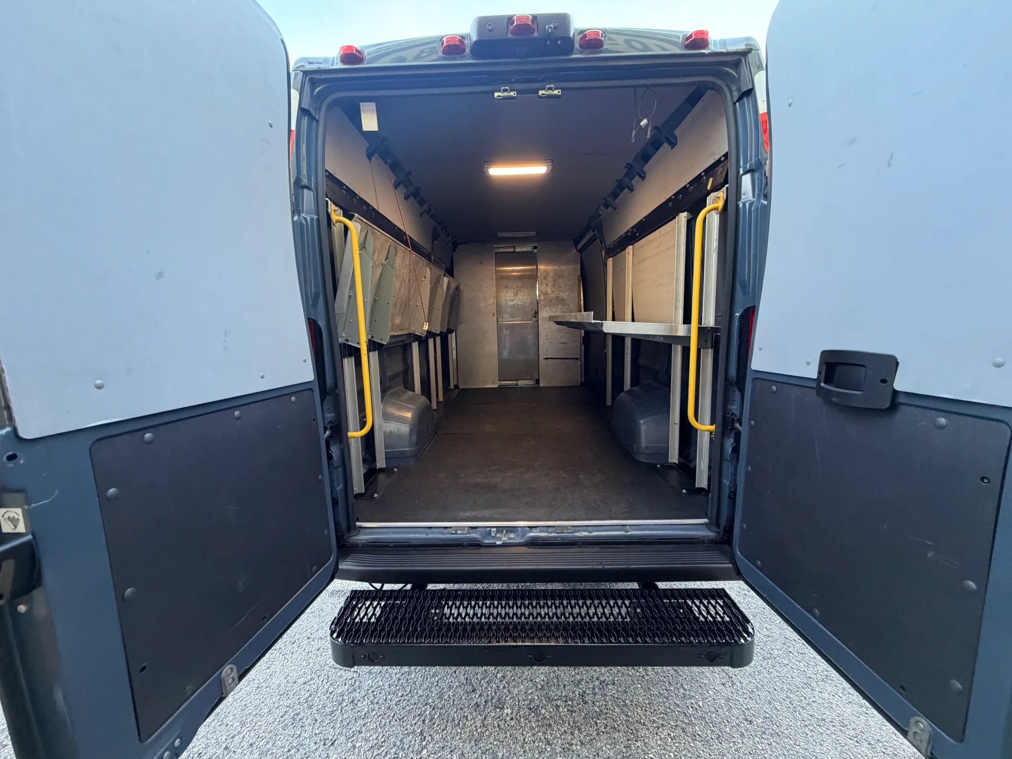 Used 2020 RAM ProMaster 3500 FWD image 5