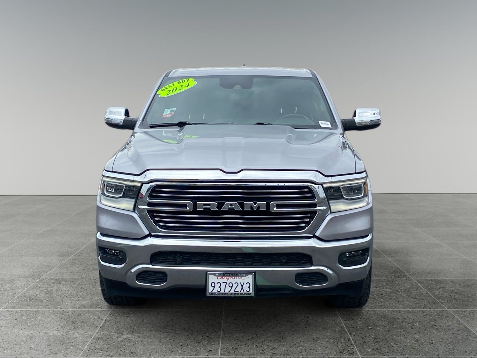 Used 2024 RAM 1500 Laramie AWD/4WD image 8