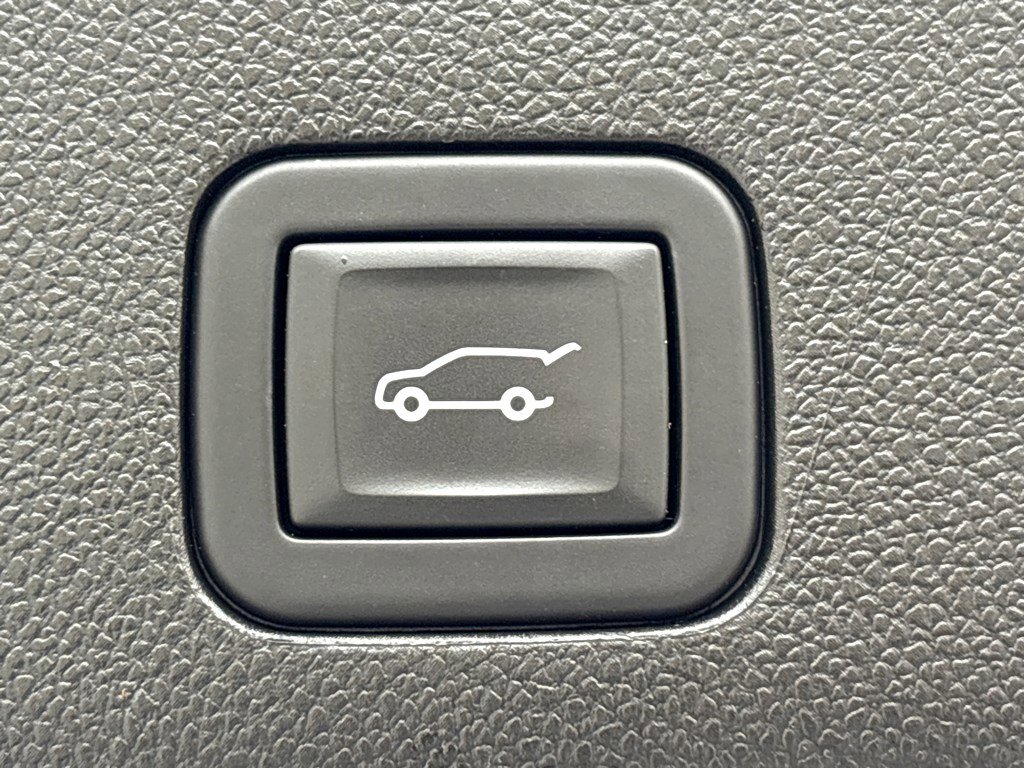 Used 2023 Chevrolet Tahoe LT image 23