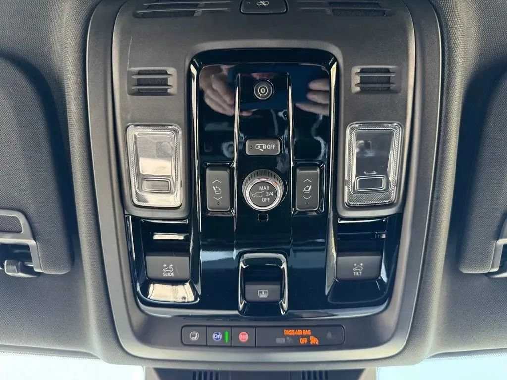 New 2026 Cadillac Escalade Sport w/ Touring Package AWD/4WD image 34