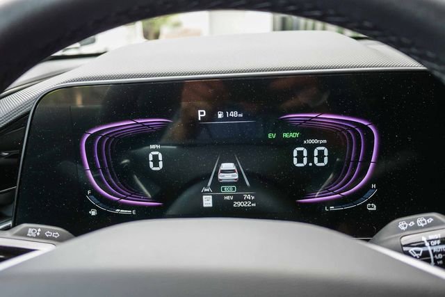 Certified 2025 Kia Niro EX image 25