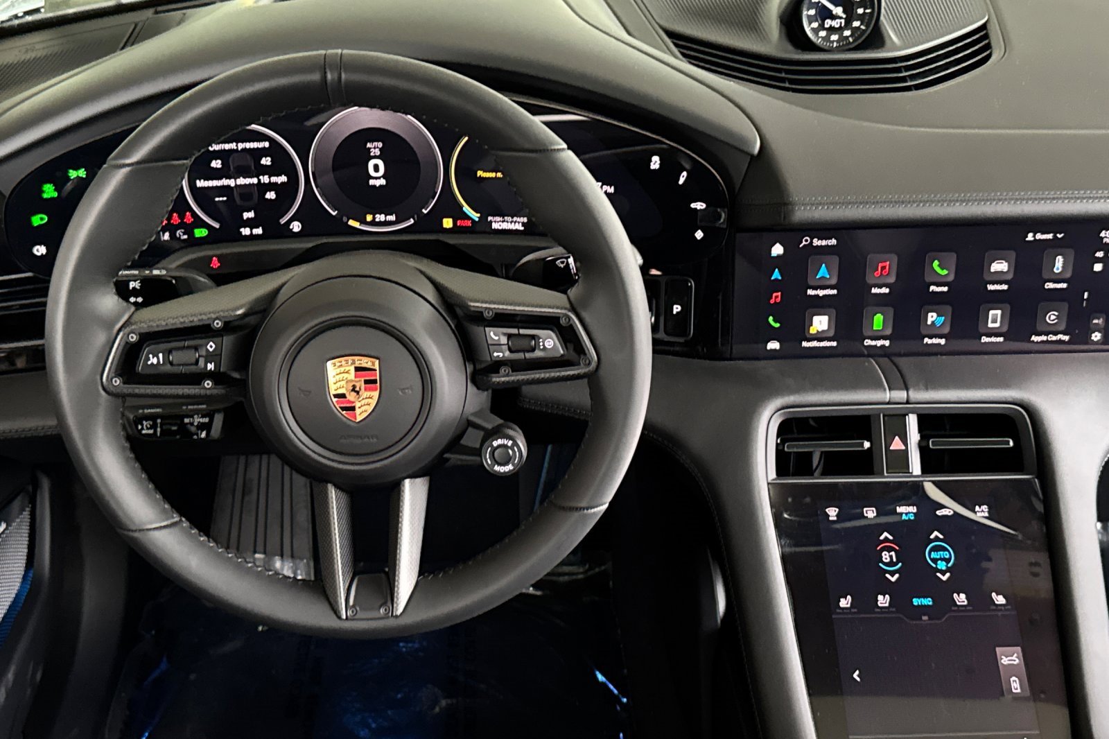 New 2025 Porsche Taycan GTS image 15