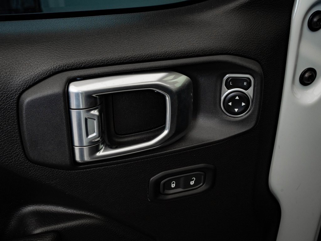 Used 2024 Jeep Wrangler Unlimited image 26