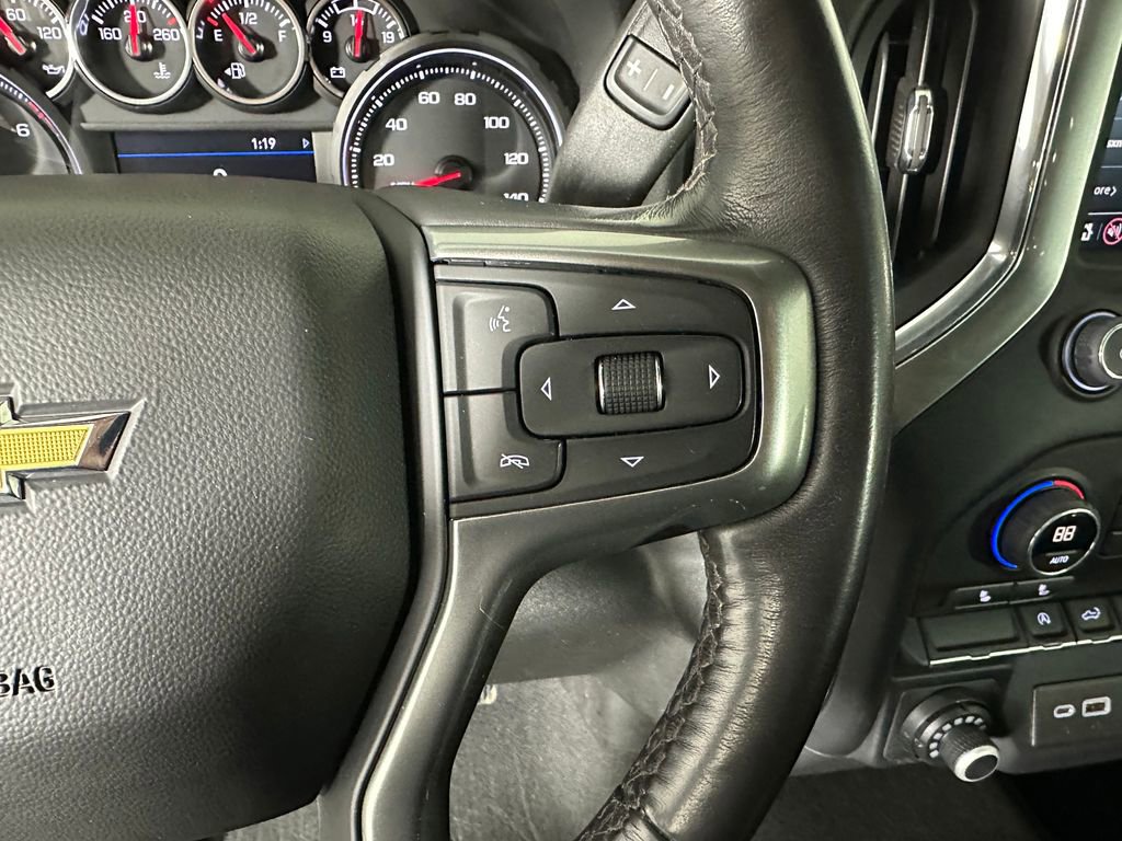 Used 2022 Chevrolet Silverado 1500 LT w/ Z71 Off-Road Package image 14