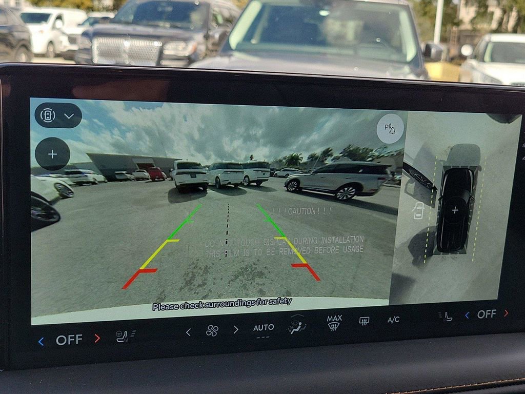 New 2025 Lincoln Aviator Black Label w/ Jet Appearance Package image 25