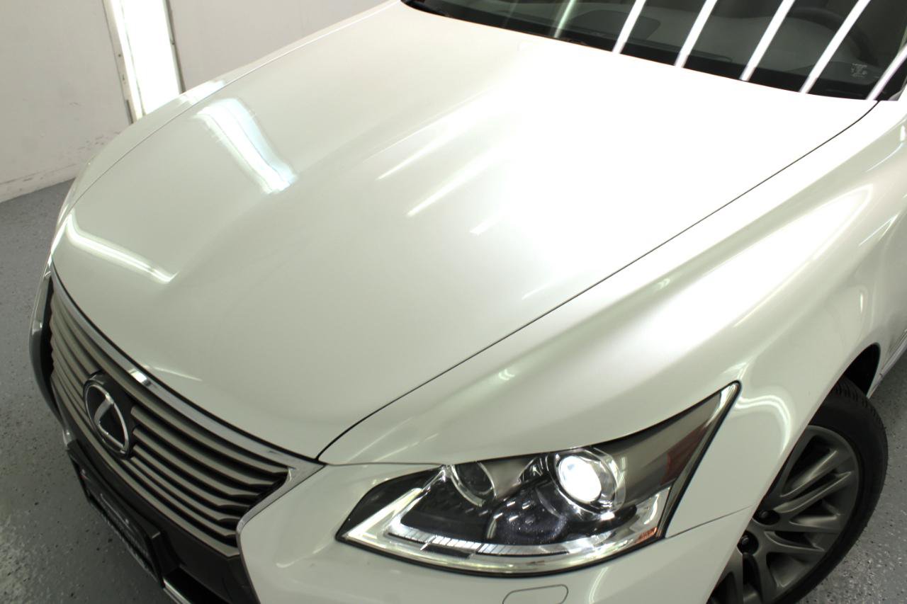 Used 2016 Lexus LS 460 w/ Comfort Package RWD image 18