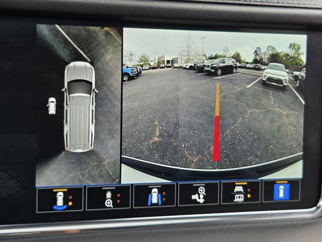 Used 2024 GMC Yukon XL Denali w/ Max Trailering Package image 18