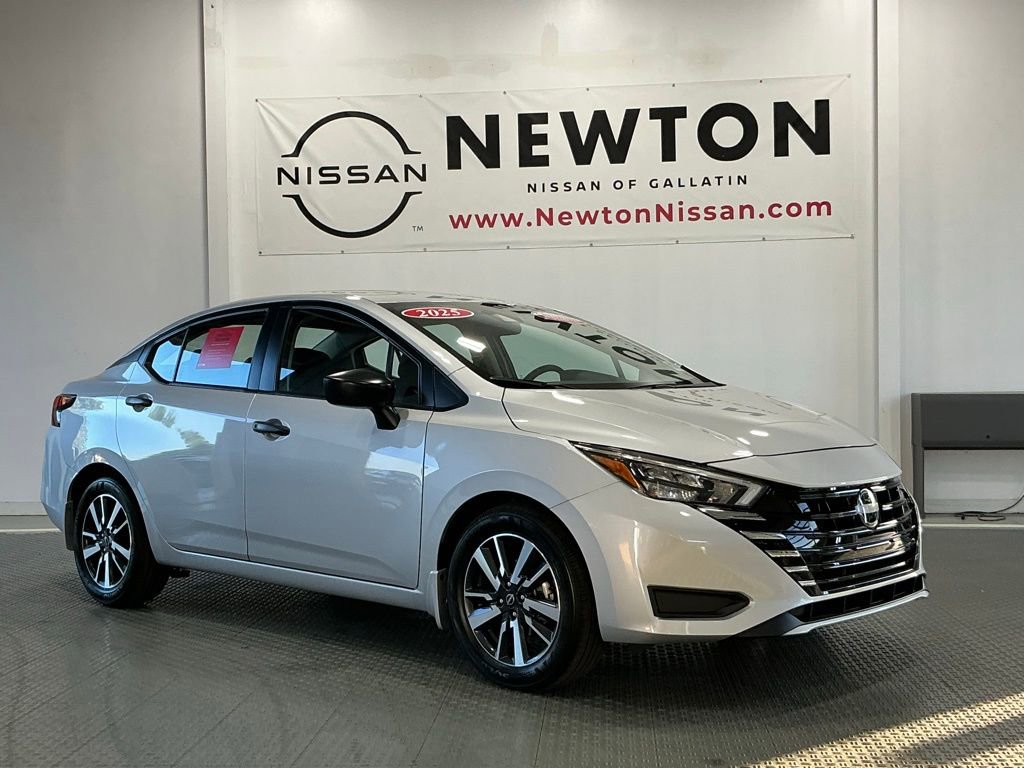 Used 2025 Nissan Versa S w/ S Plus Package FWD image 22
