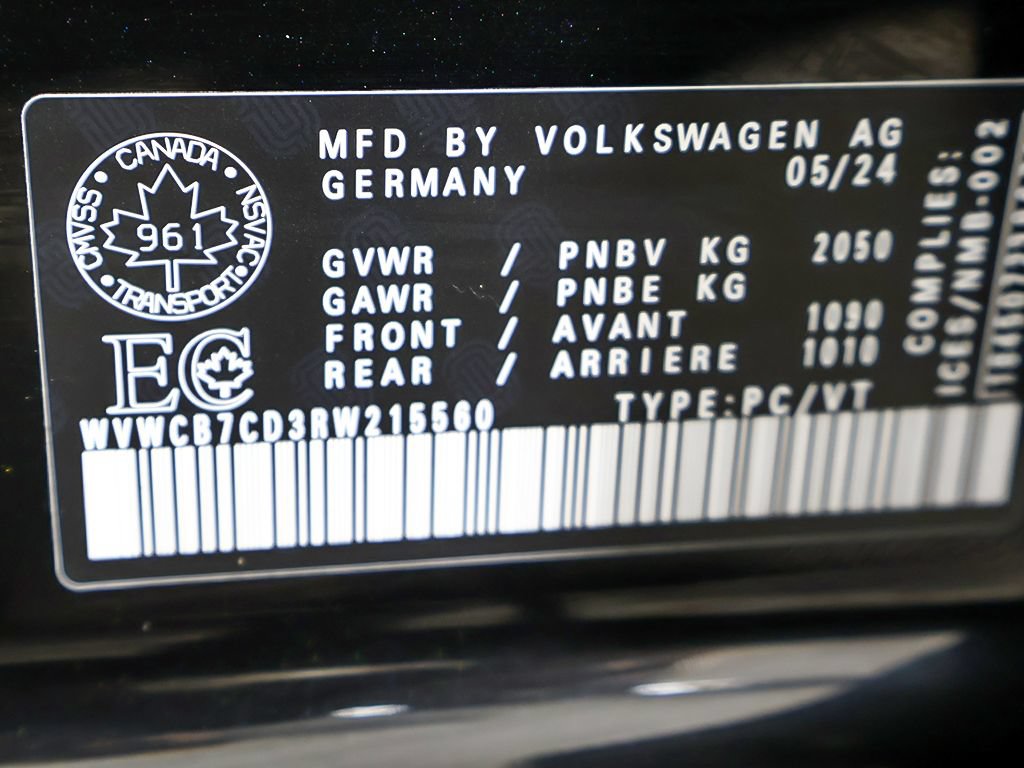 Used 2024 Volkswagen Golf R AWD/4WD image 53