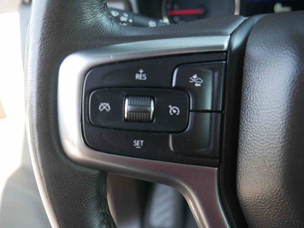 Used 2022 Chevrolet Tahoe LS image 31