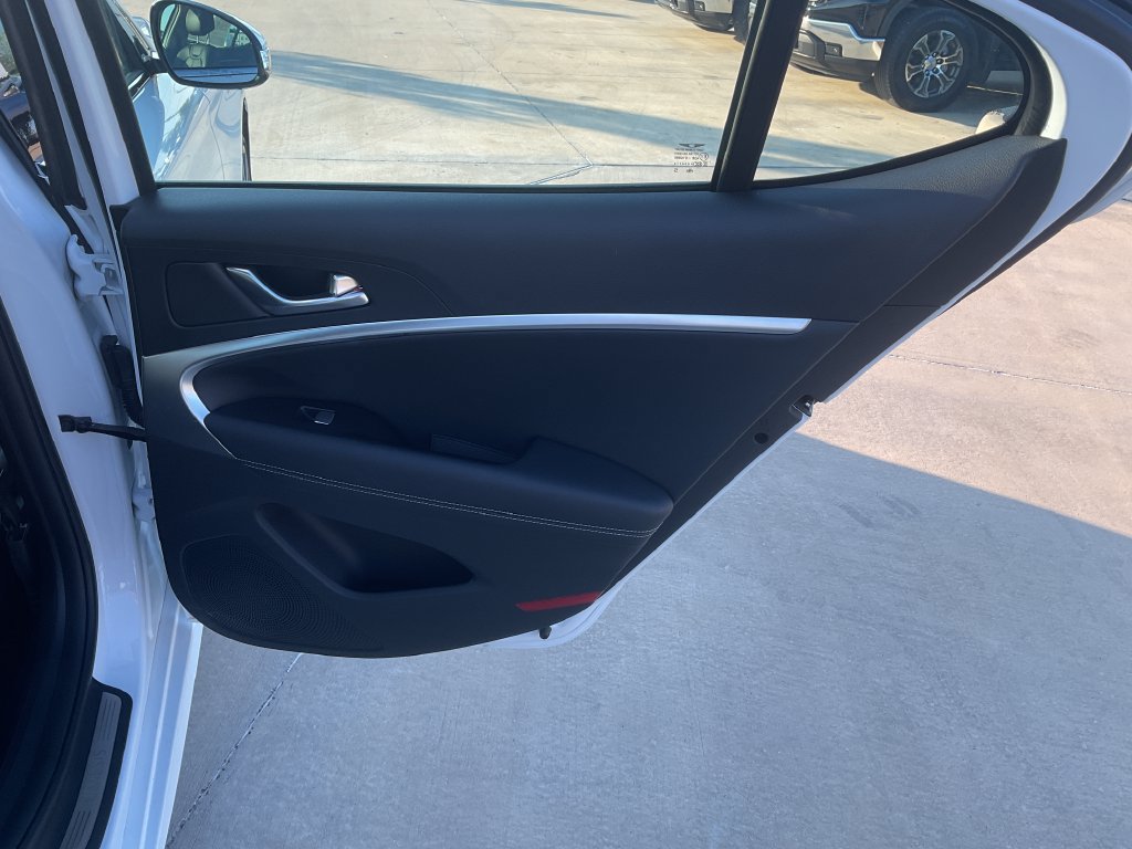 Used 2026 Genesis G70 2.5T AWD/4WD image 14