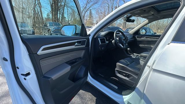 Used 2022 Volkswagen Atlas SE image 29
