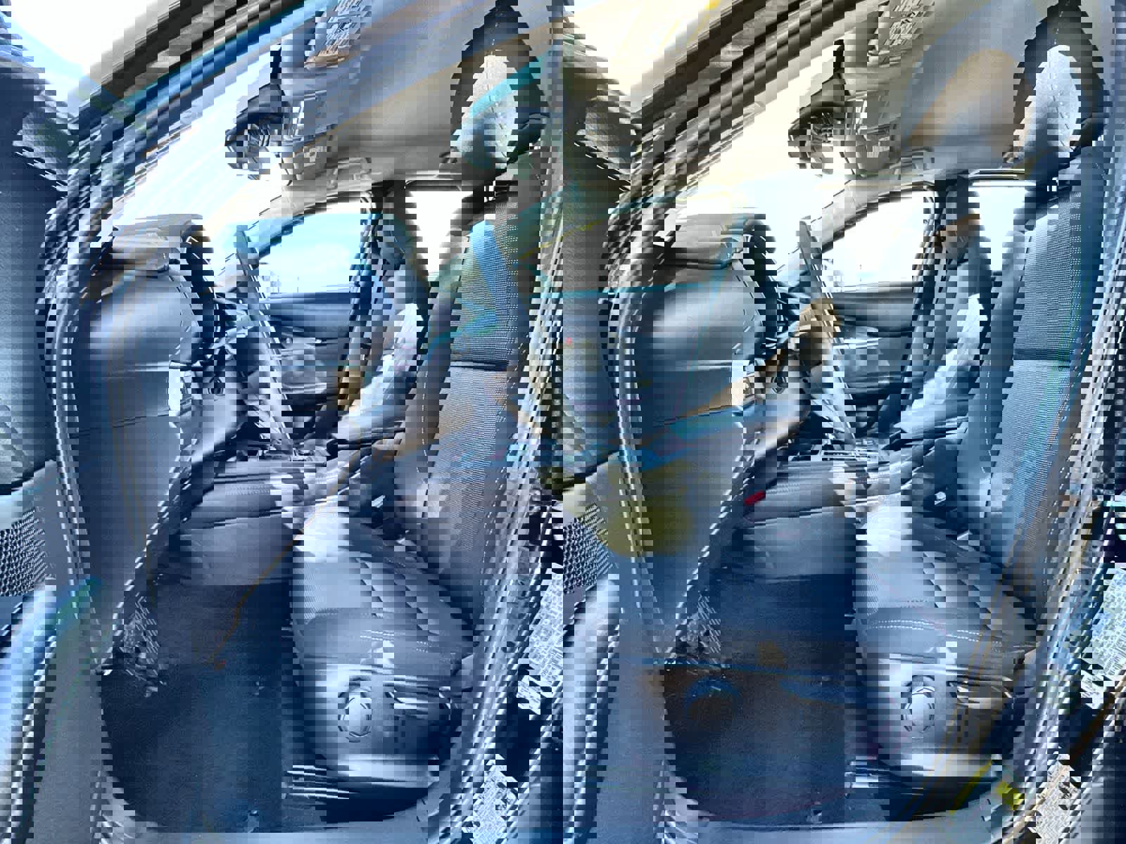 Used 2025 MAZDA CX-30 AWD 2.5 S image 2