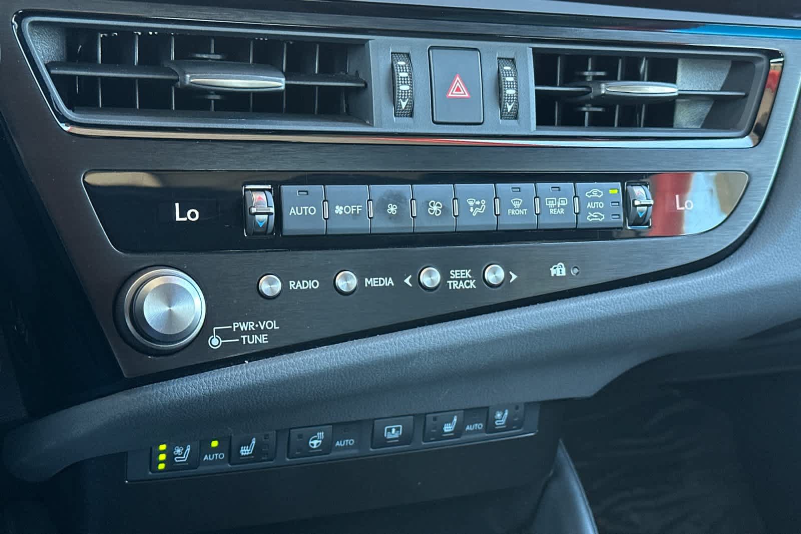 Certified 2023 Lexus ES 350 F Sport w/ Accessory Package (Z1) FWD image 21